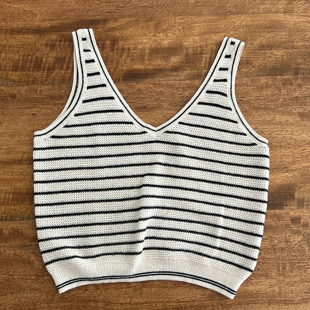 *SOLD* Marine Layer Sara Crochet Top XS NWT